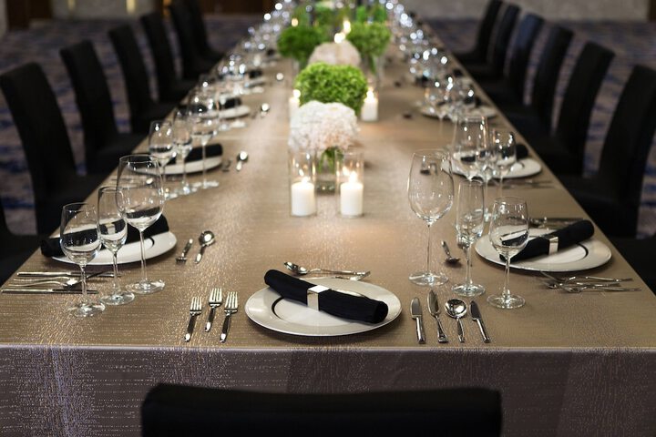 Dining 61 of 100