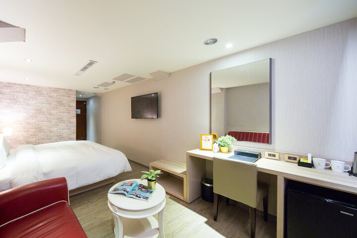 Room 15 of 88