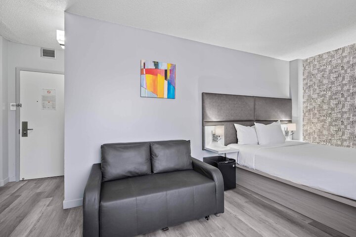 Room 21 of 70
