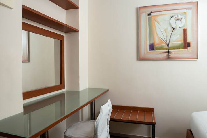 Room 12 of 56