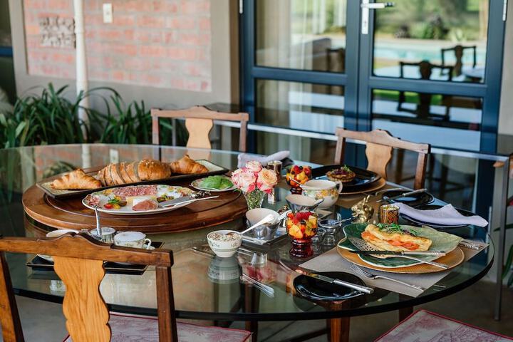 Breakfast/Coffee Service 138 of 162