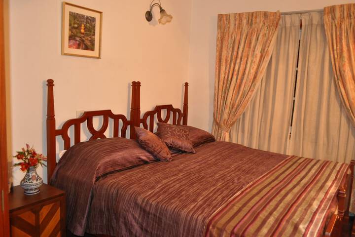 Room 10 of 34