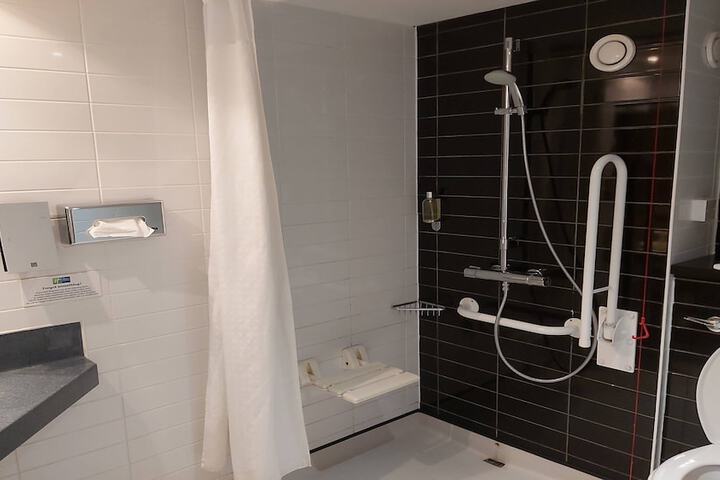 Room 20 of 52