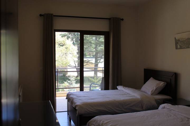 Room 16 of 31