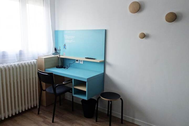 Room 15 of 44