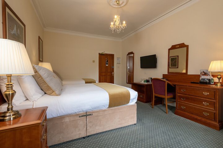 Room 15 of 57