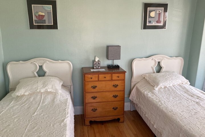 Room 16 of 53