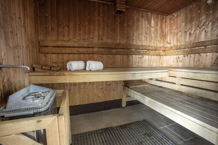Spa 54 of 98