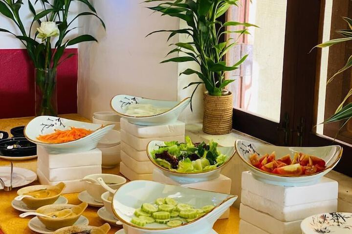 Dining 90 of 134