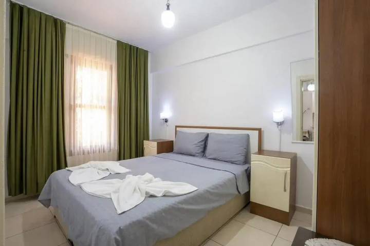 Room 2 of 9