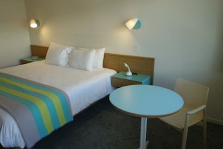 Room 31 of 255