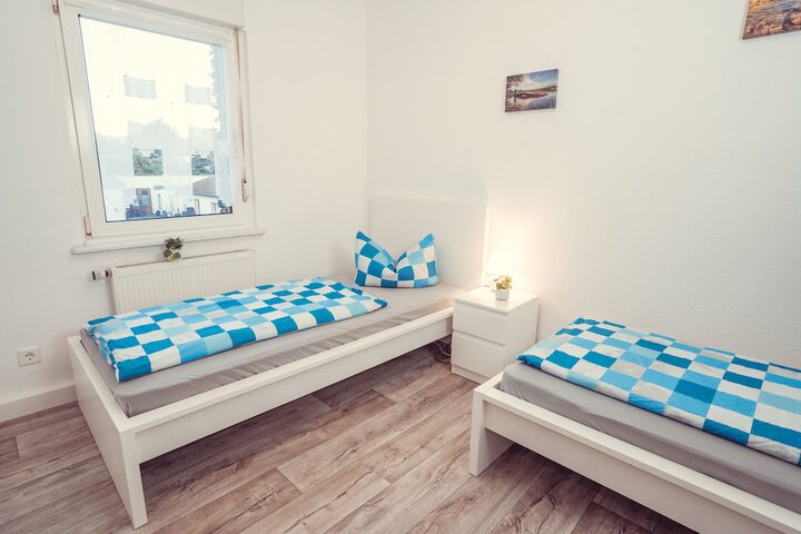 Room 26 of 38
