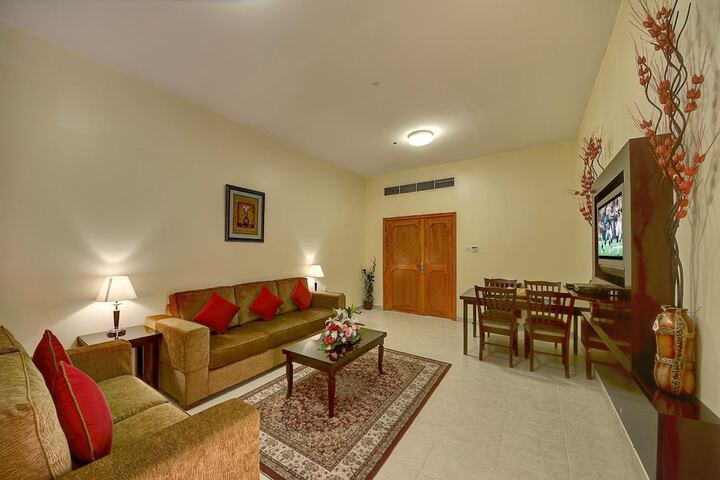 Room 14 of 37