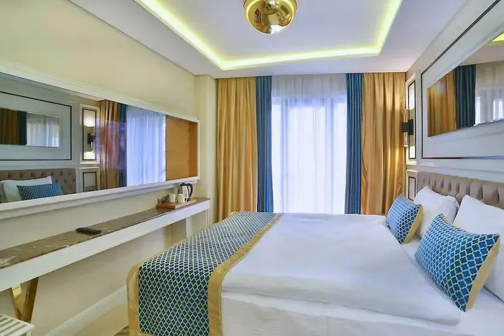 Room 7 of 22