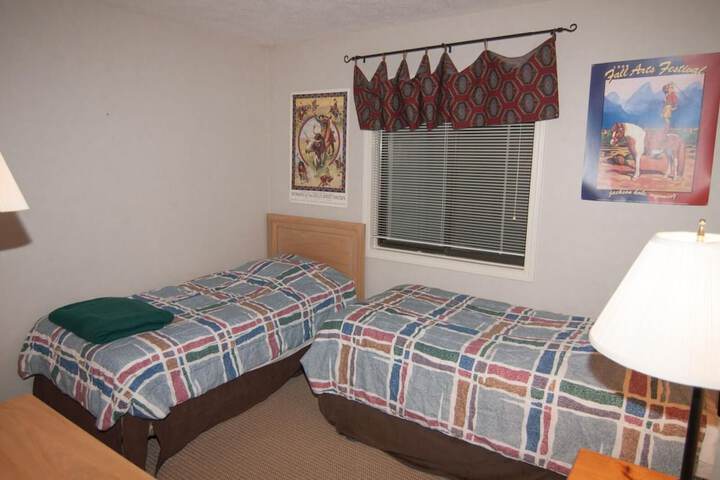Room 1 of 14