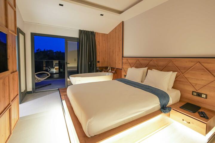 Room 20 of 155