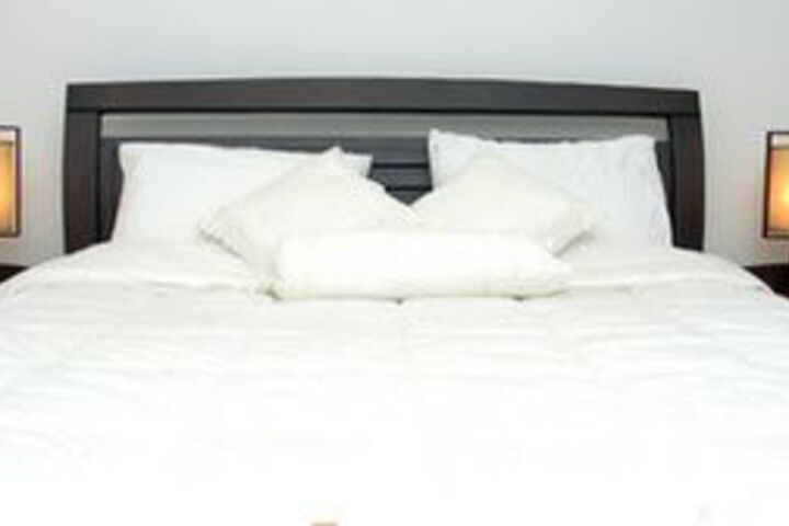 Room 14 of 28