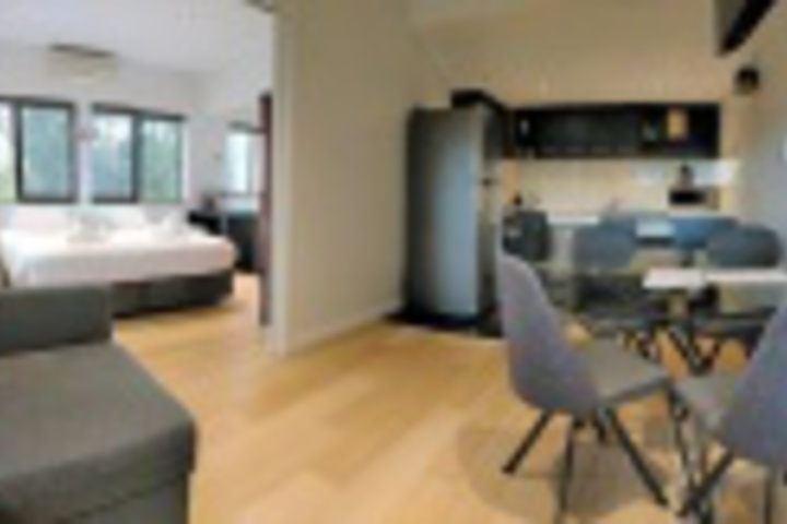 Room 412 of 420