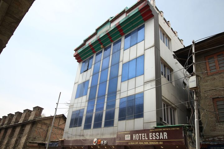 HOTEL ESSAR BY OYO ROOMS