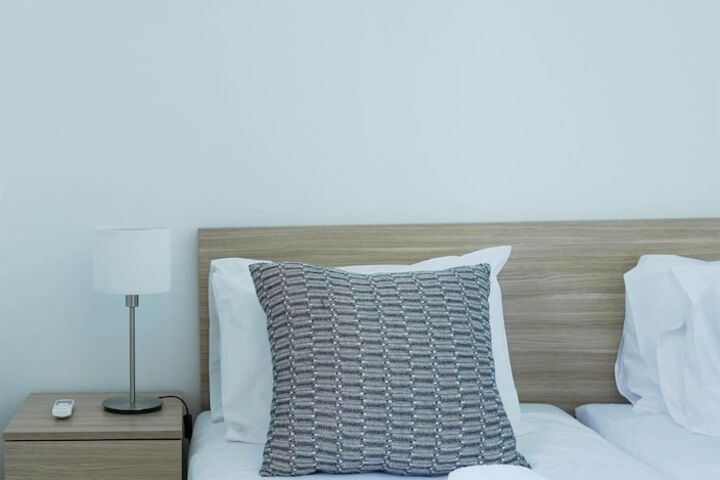 Room 43 of 80