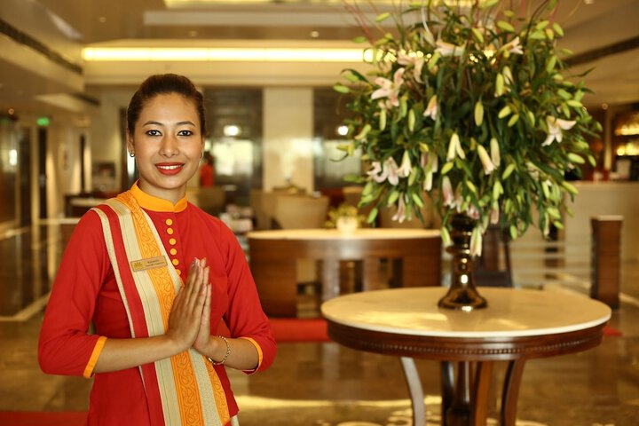 Entrance & Lobby