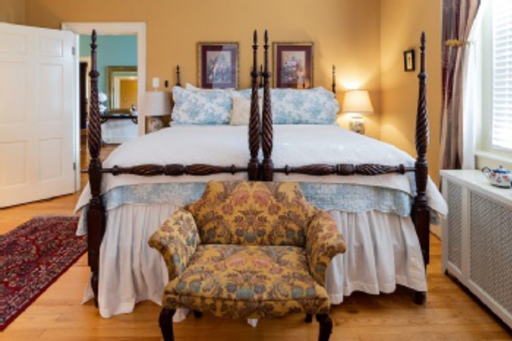 Room 214 of 384