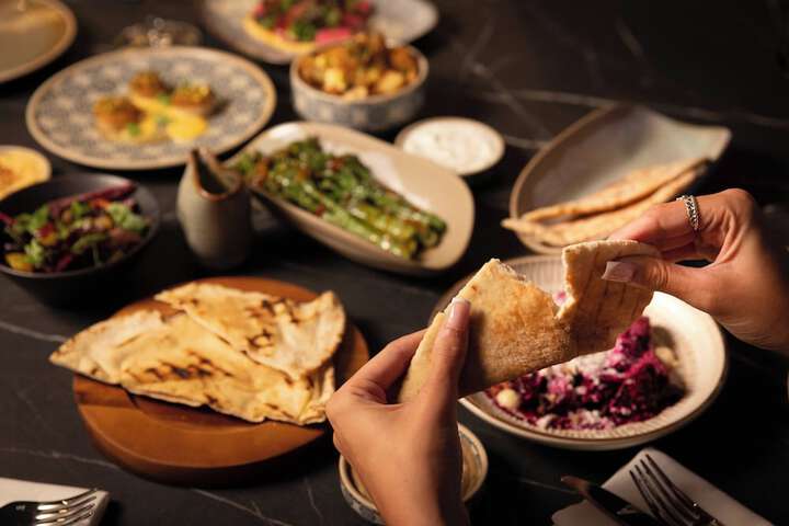 Dining 80 of 110
