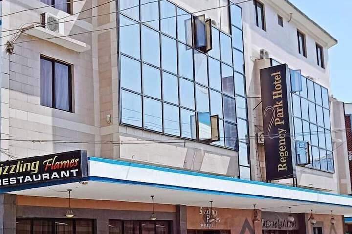 Regency Park Hotel