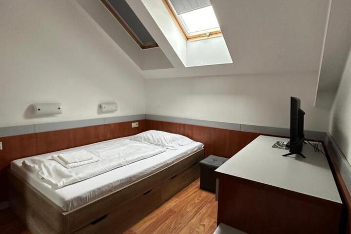 General 28 of 36