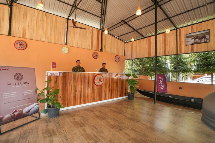 Hotel Interior 2 of 64