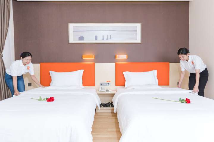 Room 20 of 61