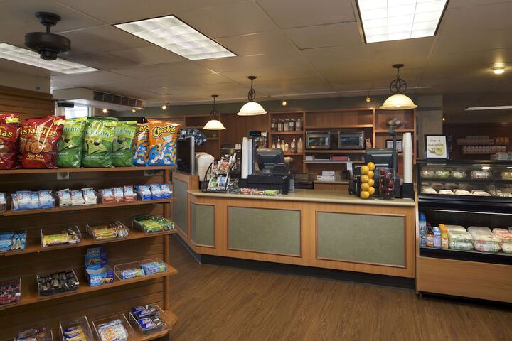 Snack bar