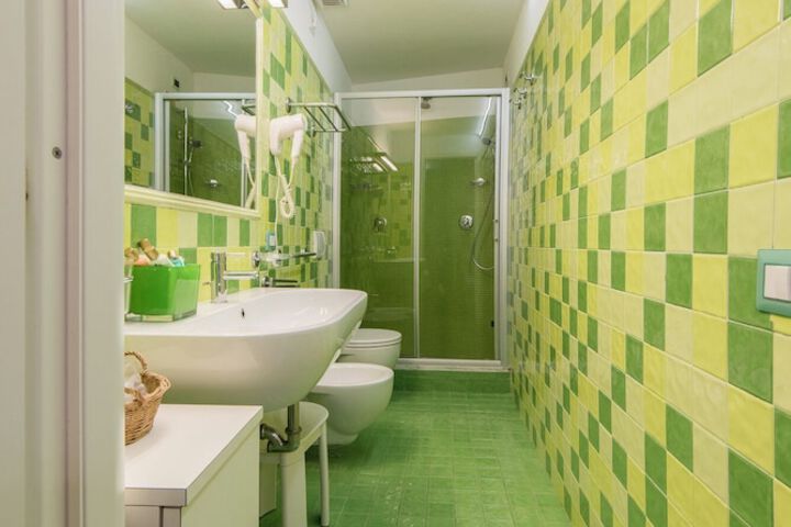 Room 60 of 65