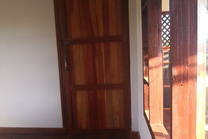 Room 3 of 154