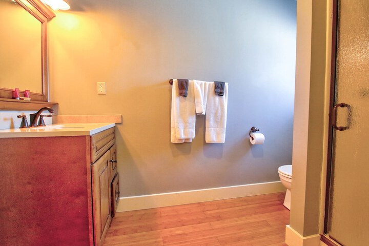 Room 28 of 42