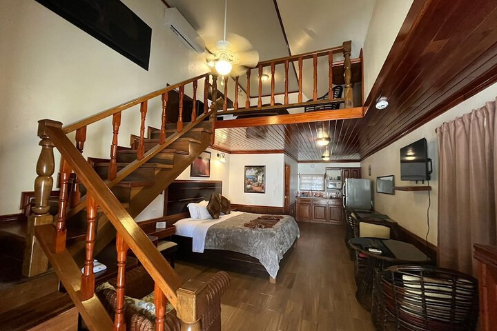 Room 25 of 272