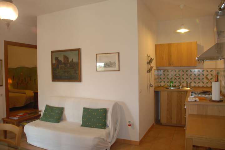 Room 16 of 42