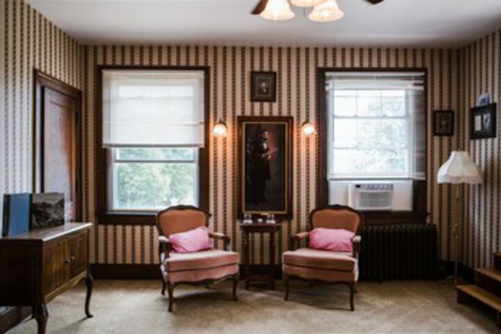 Room 5 of 37