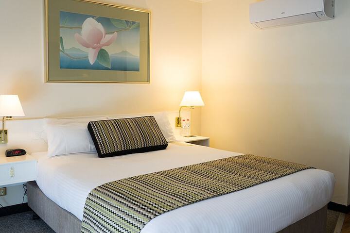 Room 2 of 46