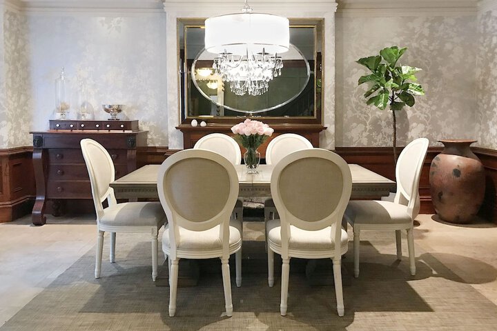 Business Center 27 of 33