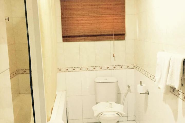 Room 8 of 24