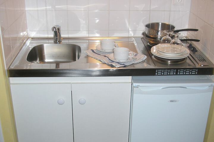 Private kitchenette
