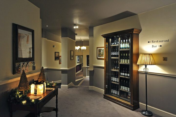 Hotel Interior 4 of 33