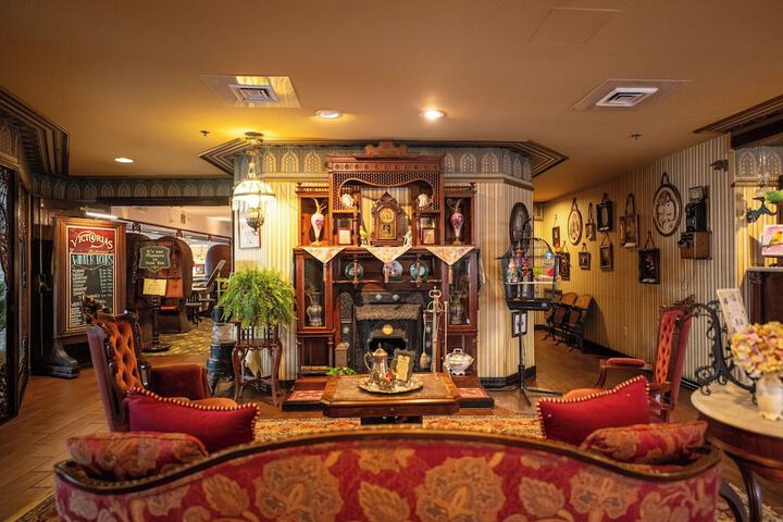 Hotel Interior 4 of 89