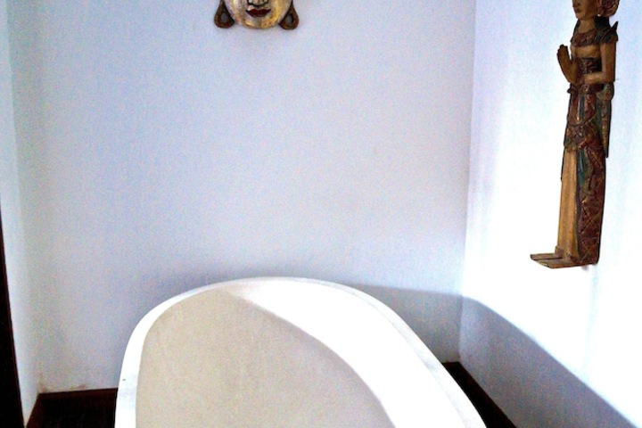 Room 26 of 40