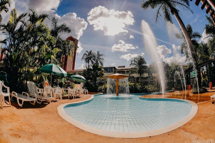 Pool 16 of 21