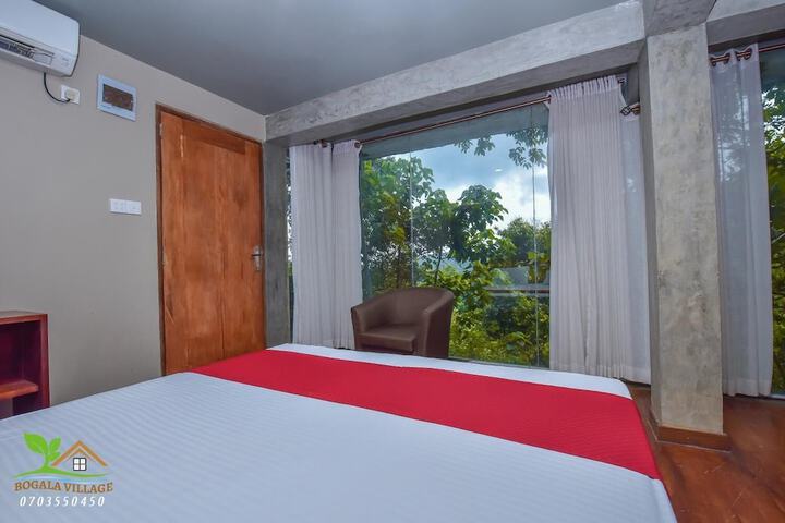 Room 2 of 39