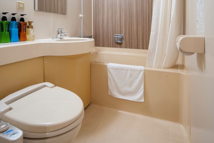 Clean Restrooms