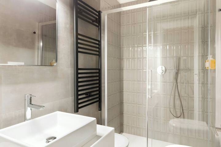 Room 21 of 29