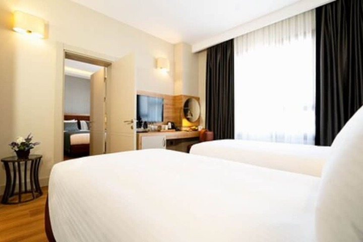Room 50 of 110
